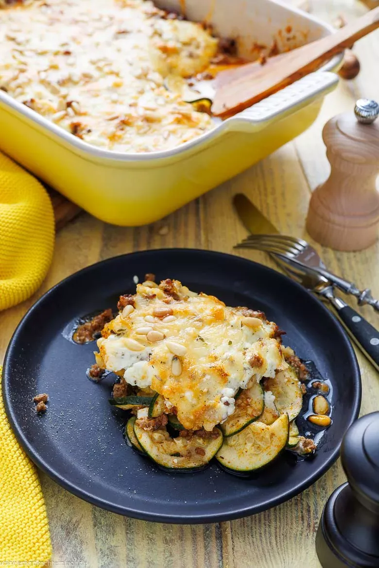 Zucchini-Hackfleisch-Auflauf mit Feta