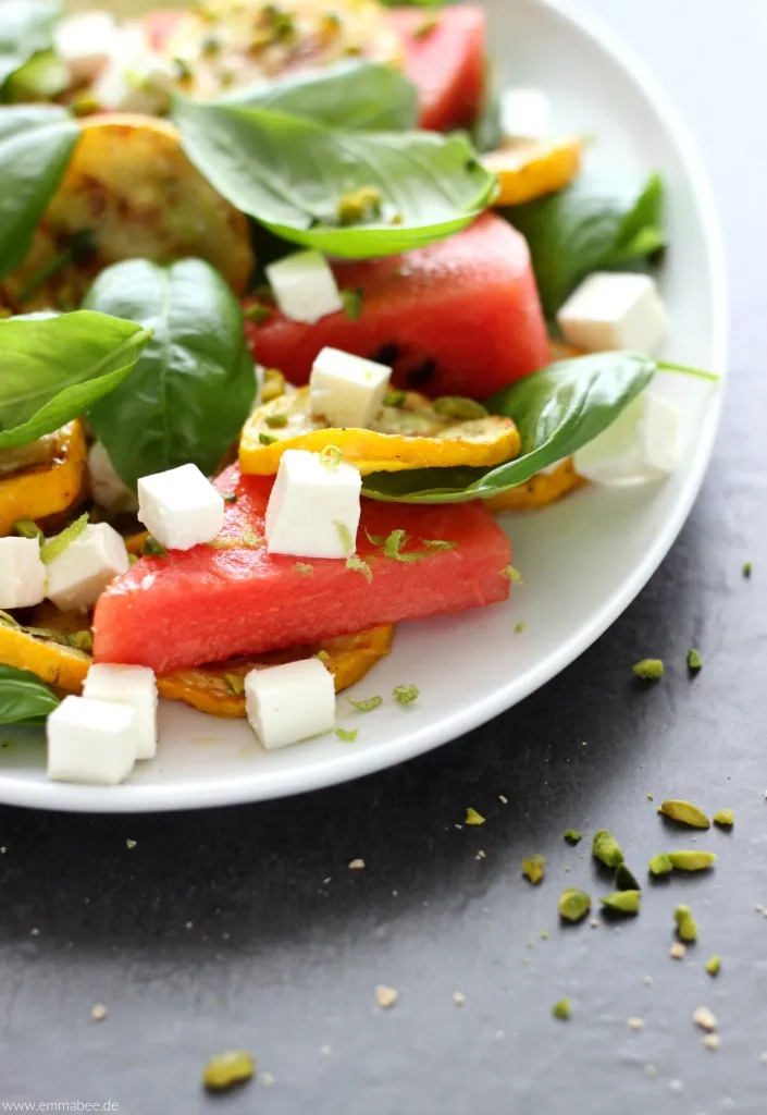Zutaten für den Wassermelonen-Feta-Salat