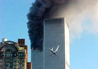 Zwei Teckel in einem deutschen Tierheim, hoffen auf liebevolle Familien.