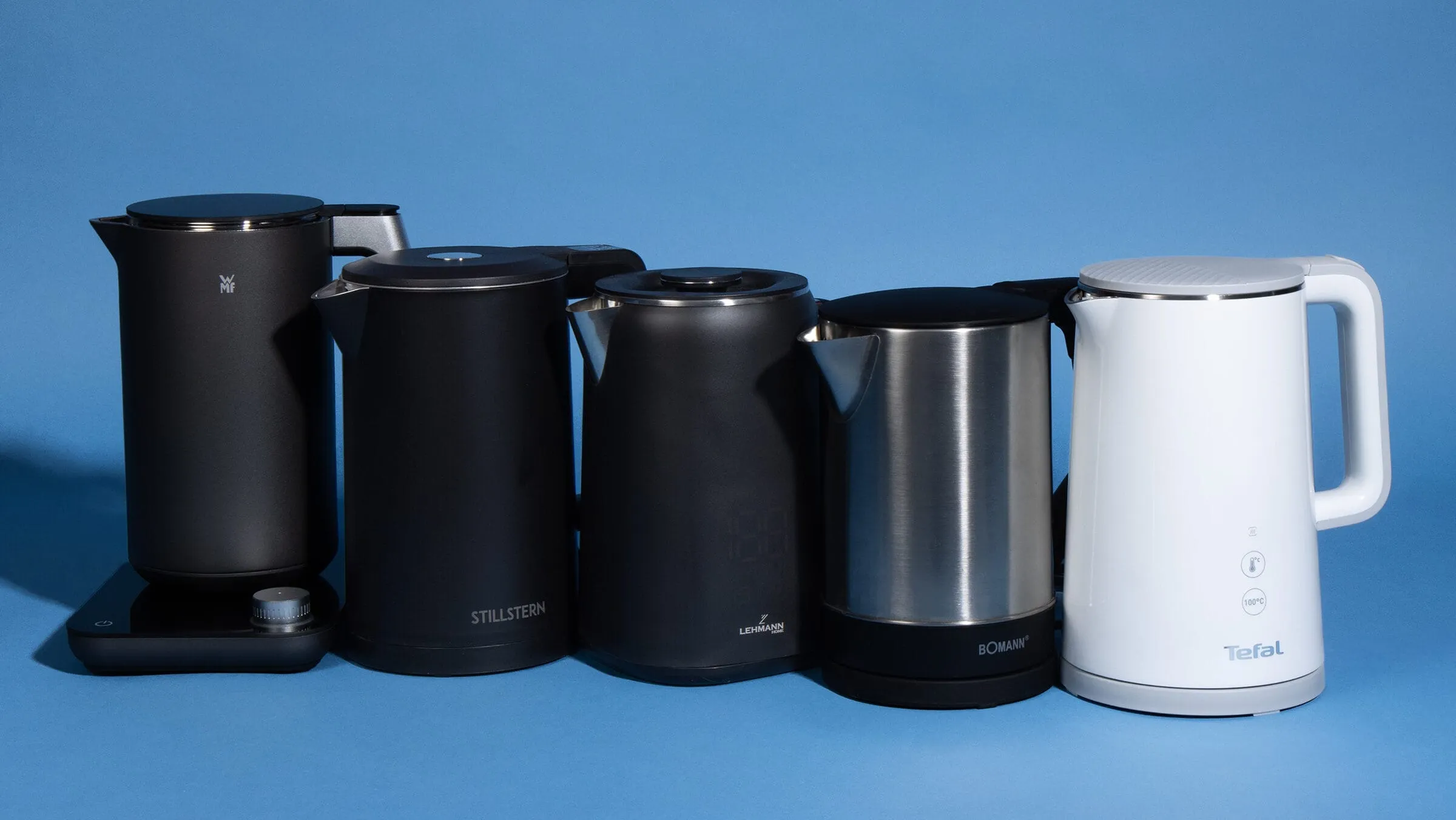 Zweites Gruppenbild der getesteten Wasserkocher