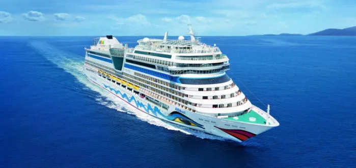 AIDA Cruises Schiff AIDAsol auf offener See