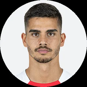 André Silva im Kreis-Symbol von RB Leipzig
