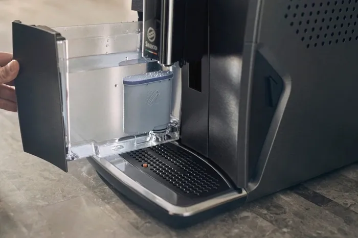 AquaClean Wasserfilter im Detail für sauberes Wasser und lange Maschinenlebensdauer