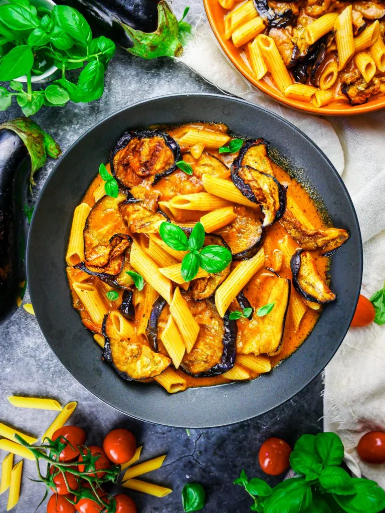 Auberginen-Pasta cremig