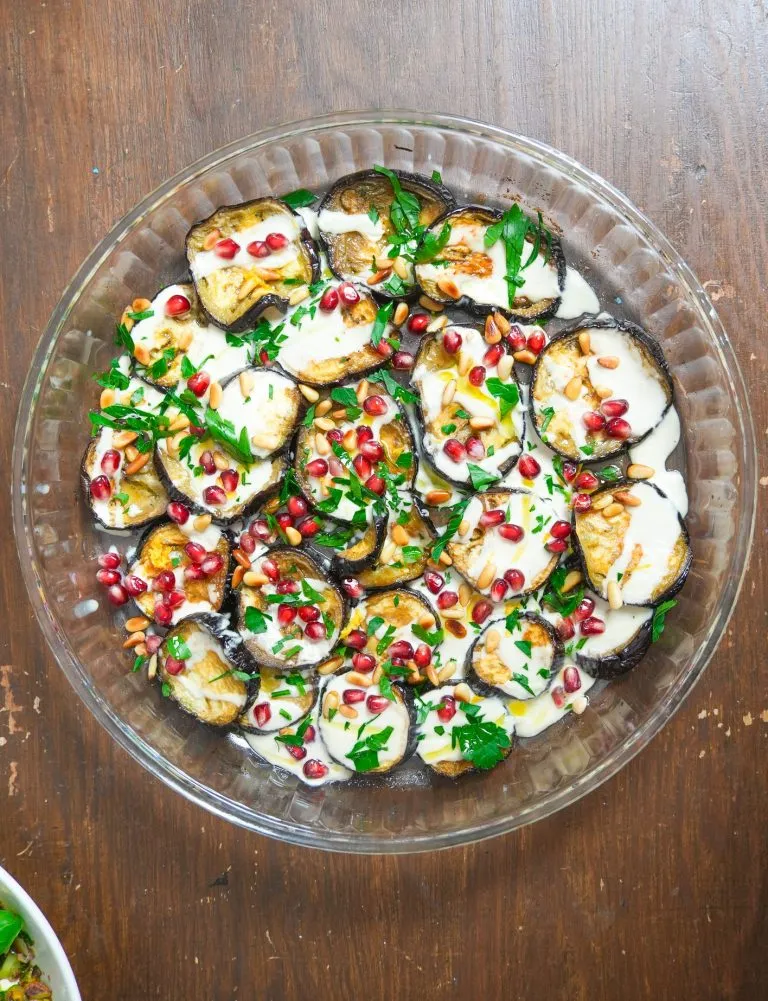 Auberginen-Salat mit Dressing