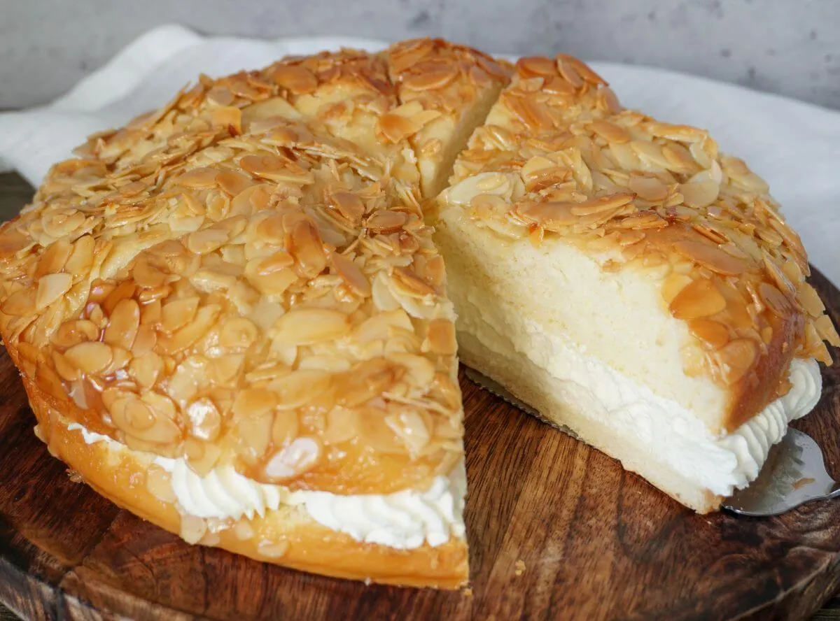 Bienenstich Kuchen - mein einfaches Springform Rezept