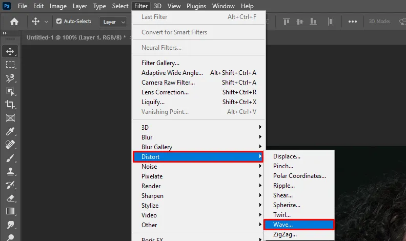 Bildschirmfoto, das die Anwendung des Wellen-Filters in Photoshop zeigt.