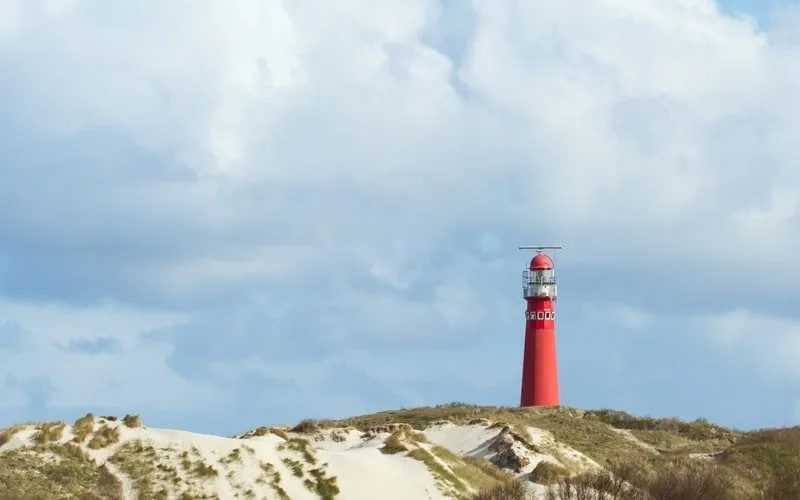 Blick über das weite Wattenmeer und die Dünen von Schiermonnikoog