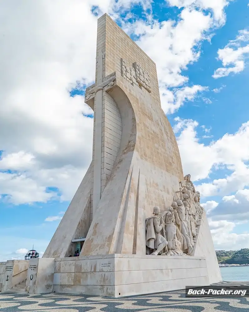 Blick von Denkmal der Entdeckungen vom Sockel