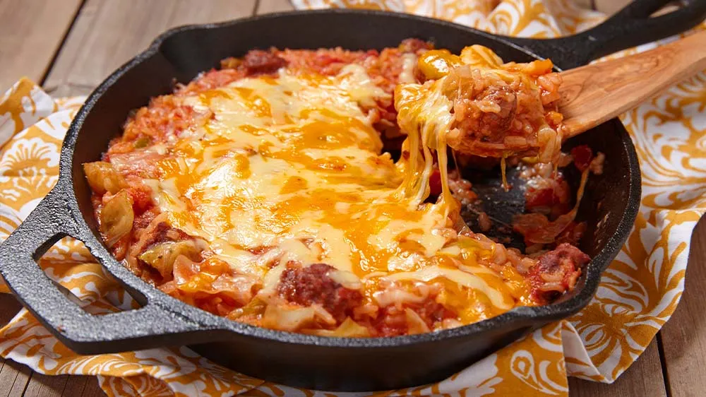 Cremiger Reis-Hack-Auflauf mit Käse