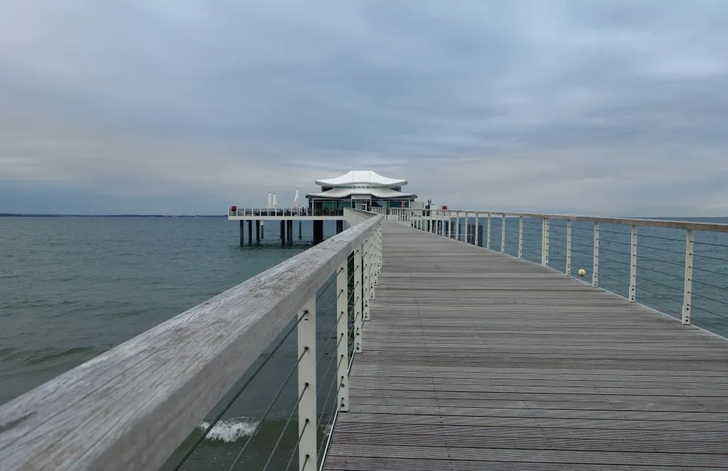 Das Teehaus am Timmendorfer Strand: Eine architektonische Besonderheit auf der Ostsee