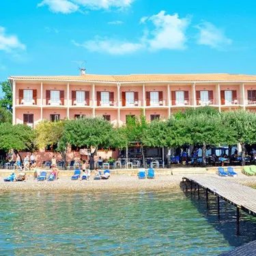 Dassia Beach Hotel direkt am Meer