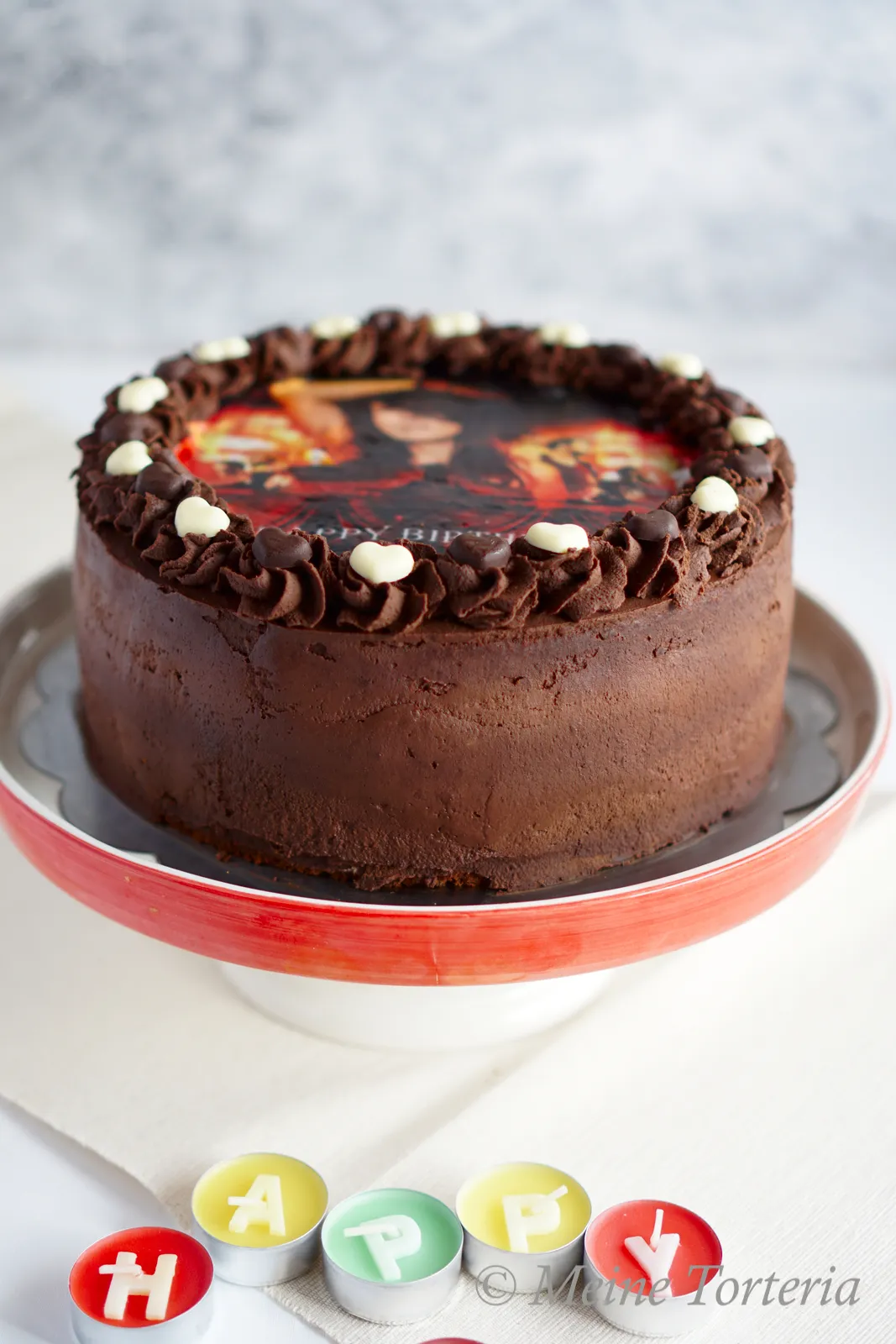 Dekorierte Geburtstagstorte