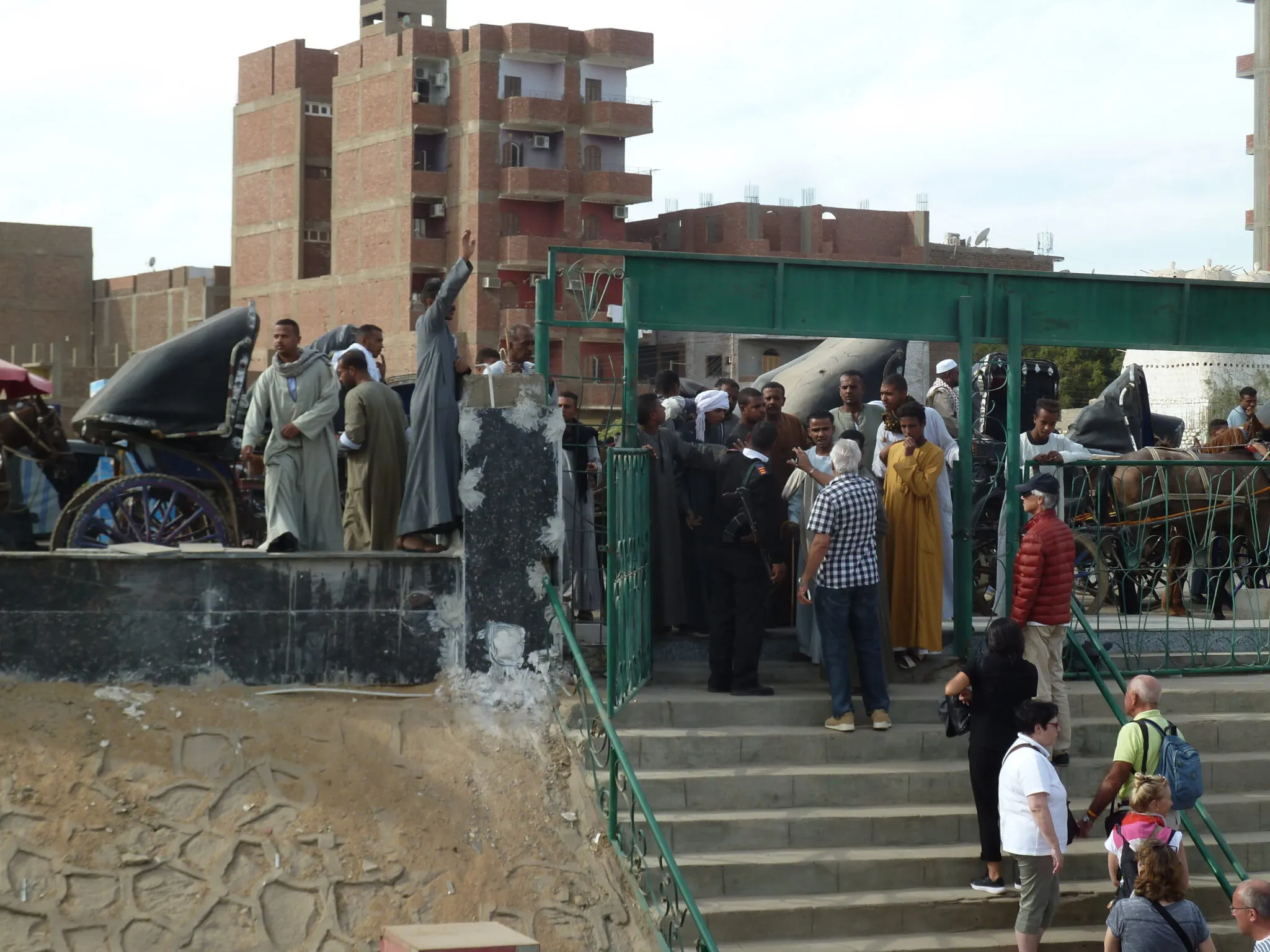 Der beeindruckende Tempel von Edfu, ein Meisterwerk der altägyptischen Baukunst