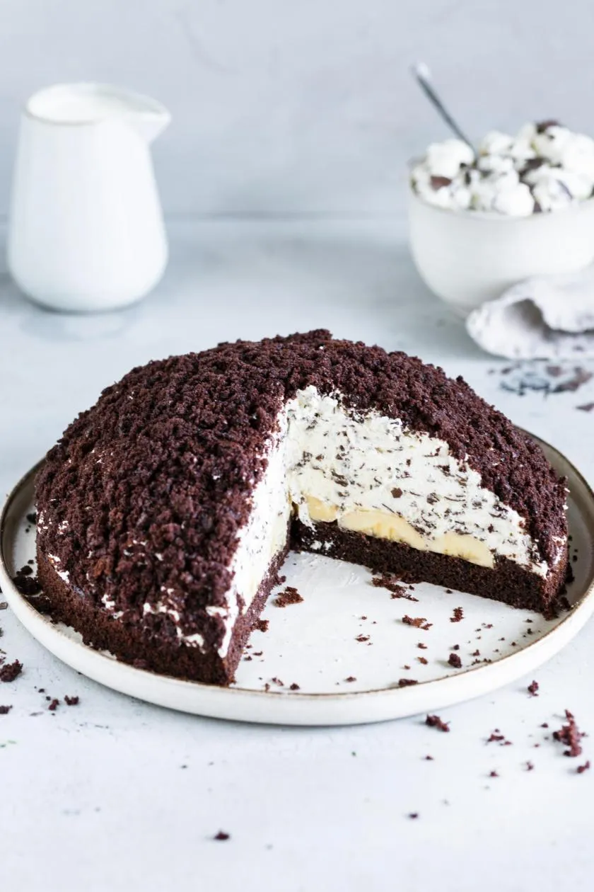 Der klassische Maulwurfkuchen mit Bananen, perfekt für kleine Entdecker