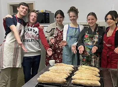 Deutsch-französische Kochgruppe während der Drittortbegegnung