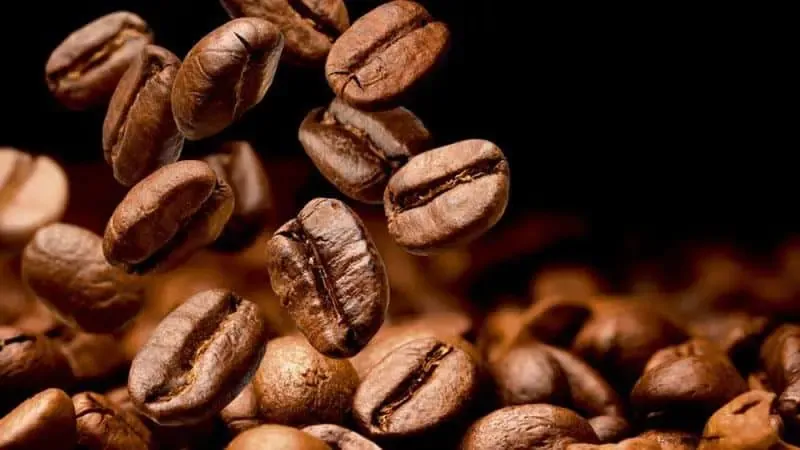 Die Anzeige des aromaDouble Shot-Modus auf dem Display der Siemens EQ.9 Plus S500, das die Zubereitung von extra starkem Kaffee signalisiert.