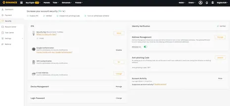 Die Sicherheitsübersicht auf Binance mit verschiedenen Optionen zum Schutz des Kontos