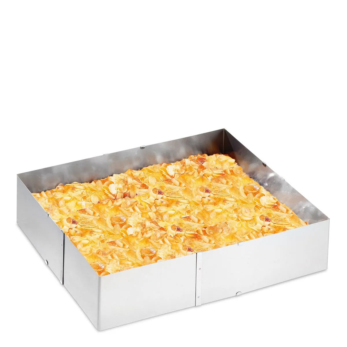 Edelstahl-Backrahmen mit Mandarinenschmand und Mandelbelag