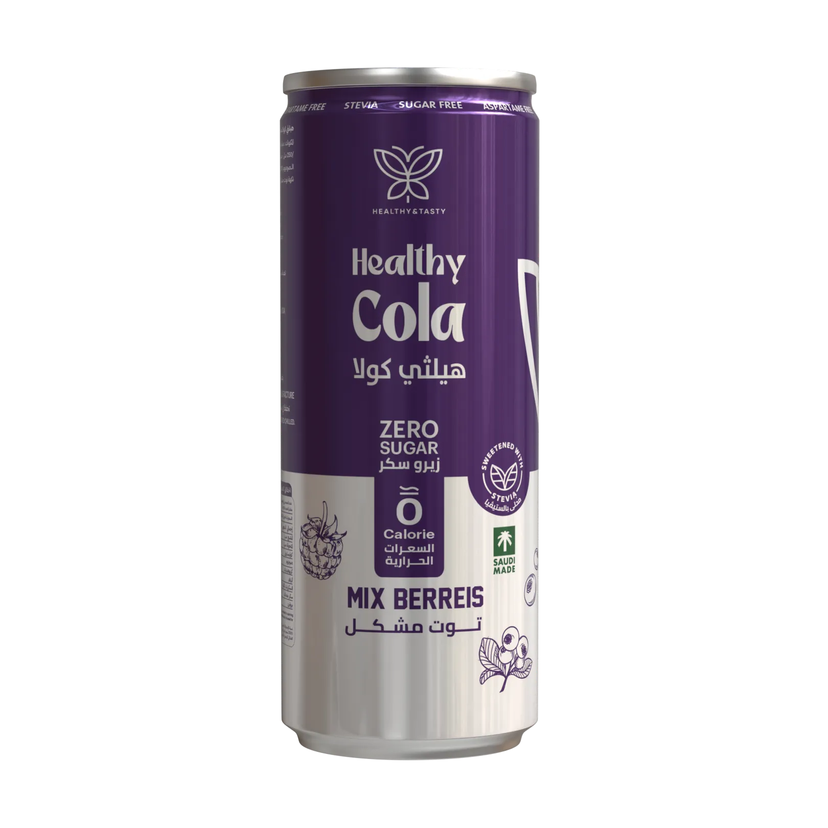 Ein kühles Glas Cola-Mix mit Eiswürfeln und Orangenscheibe auf einem Holztisch im Biergarten