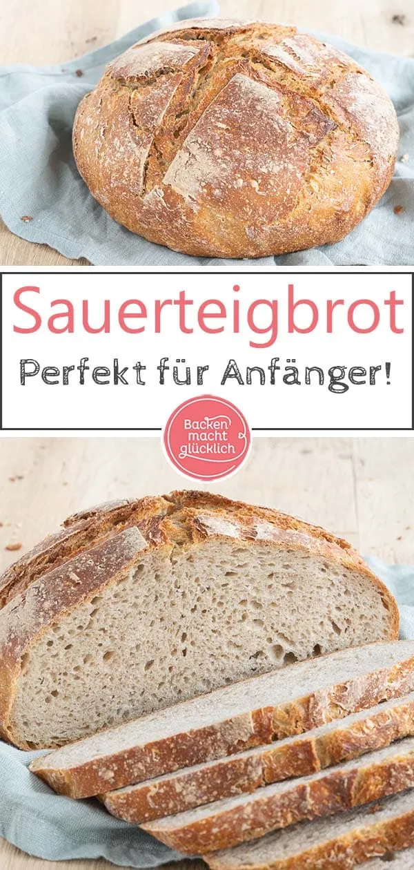 Ein Laib frisch gebackenes Sauerteigbrot auf einem Holzbrett mit rustikalem Hintergrund