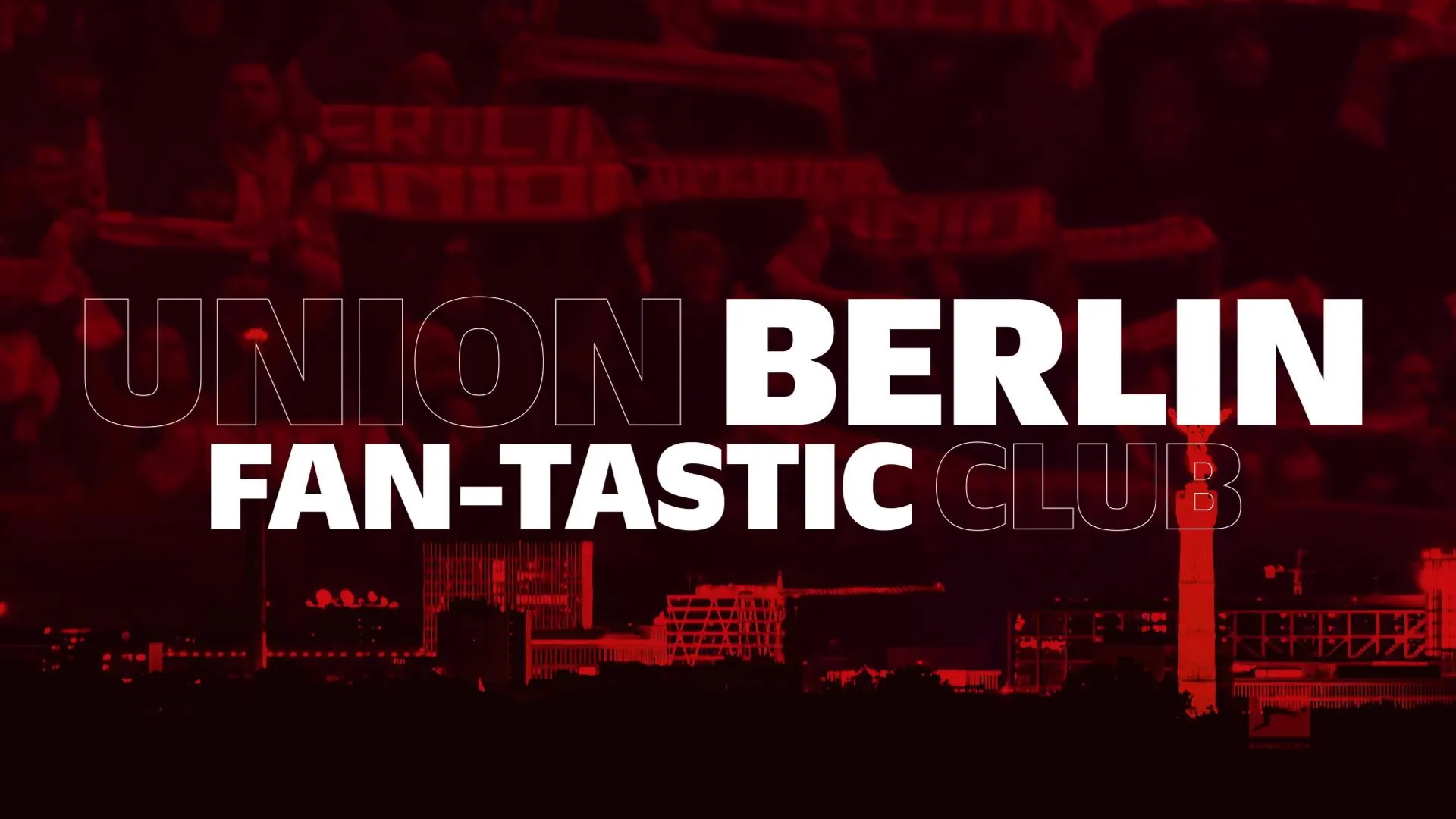 Eine weite Aufnahme eines gefüllten Fußballstadions, das eine lebendige Atmosphäre zeigt