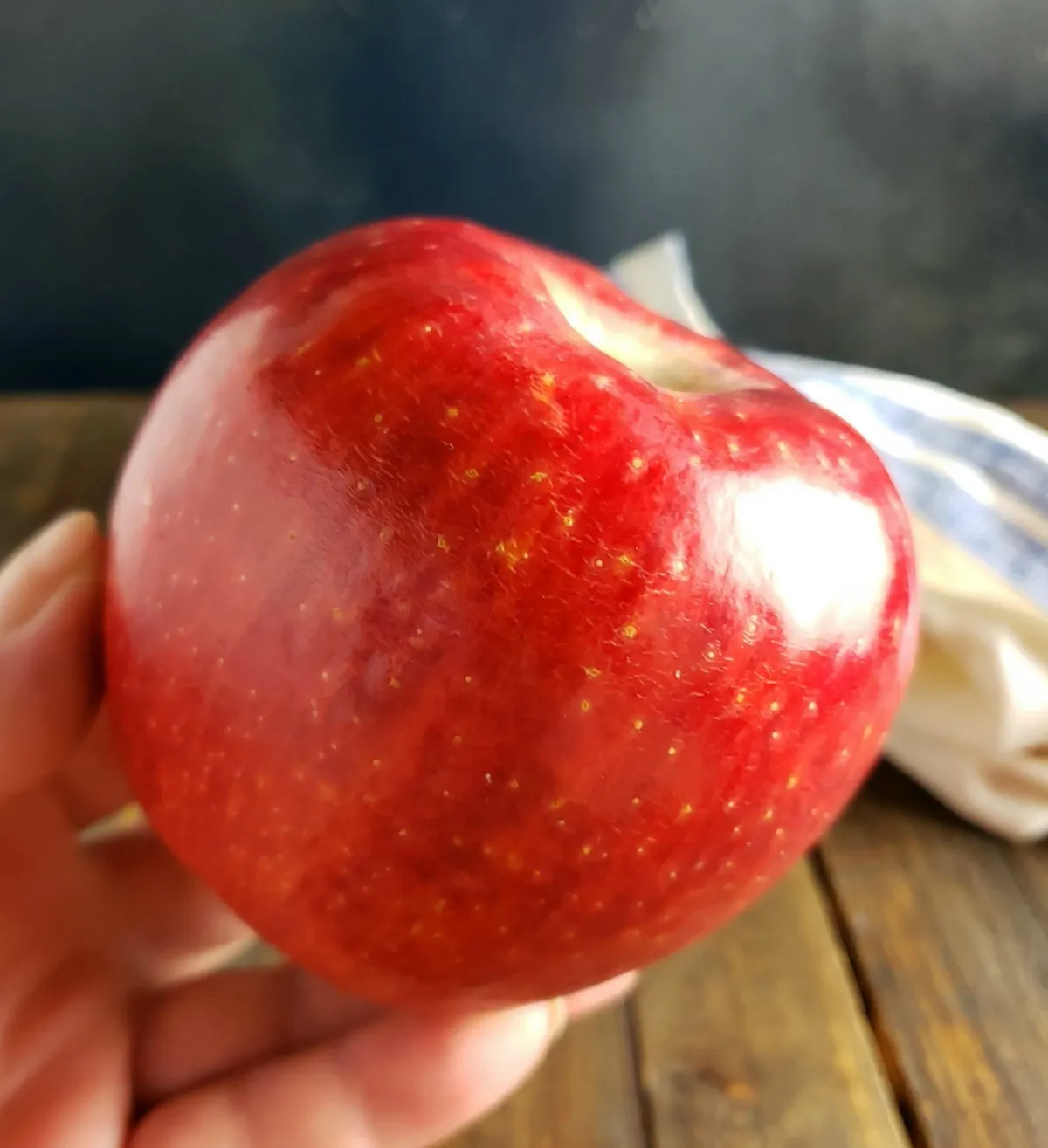 Frische Pazazz Äpfel, ideal zum Backen von Bratäpfeln.