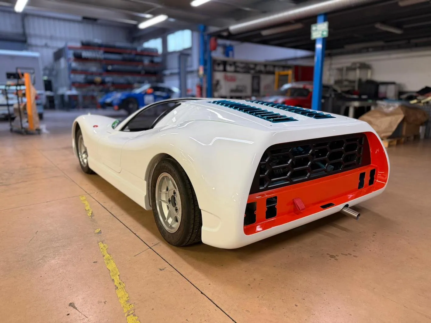 Frühe Arbeiten am WMH-Projekt