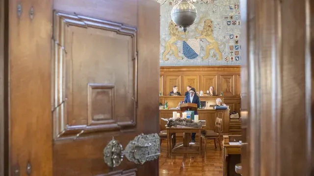 Fussballfans bejubeln ein Tor beim Public Viewing während der Weltmeisterschaft 2018