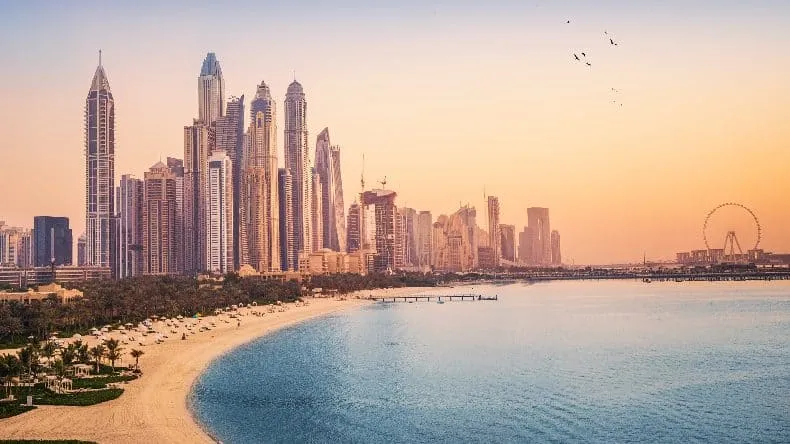 Golden Hour an der Marina von Dubai, Vereinigte Arabische Emirate