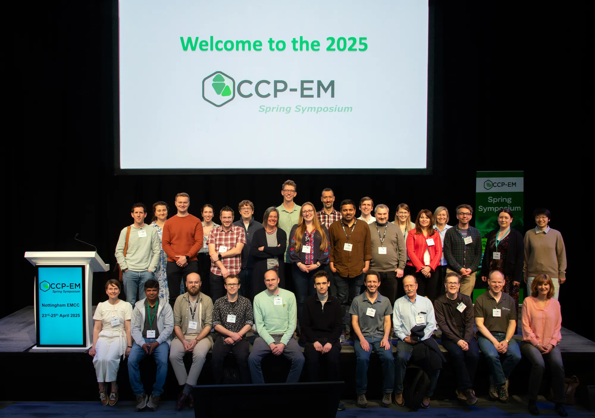 Gruppe von Sprechern des CCP-EM Frühlingssymposiums 2025