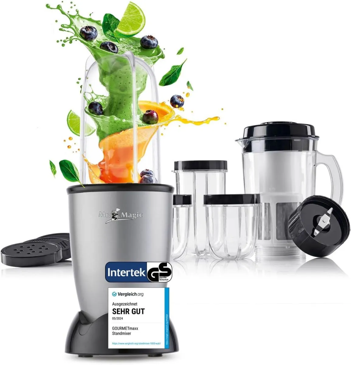 Hochleistungsmixer mit Mixbehältern, frischem Obst und Auszeichnung, ideal für Smoothies und gesunde Ernährung.