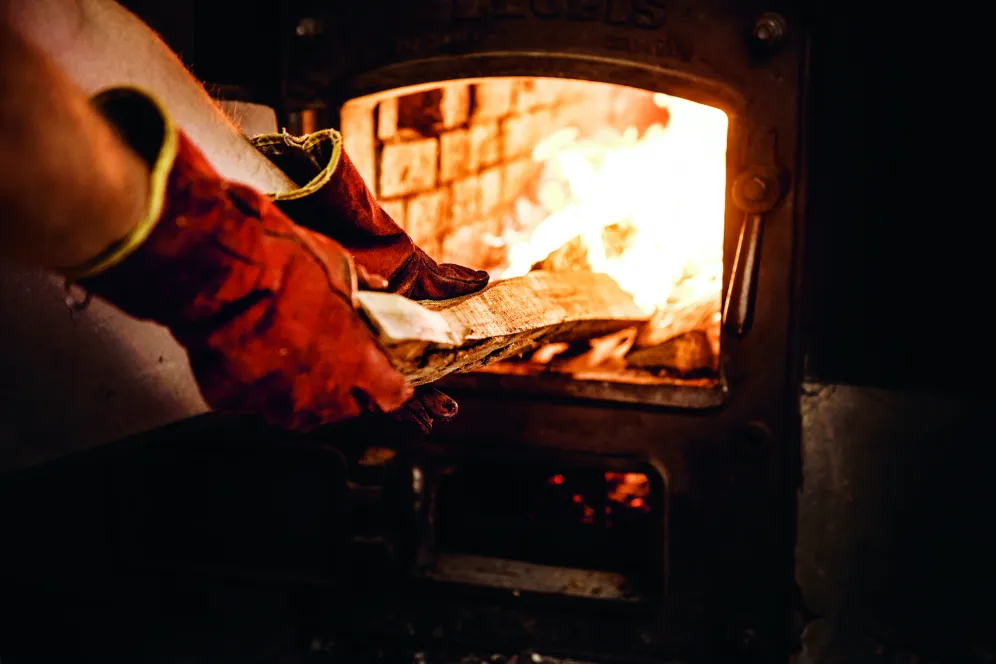 Holz für die Öfen bei Fredy's stammt aus der Schweiz.