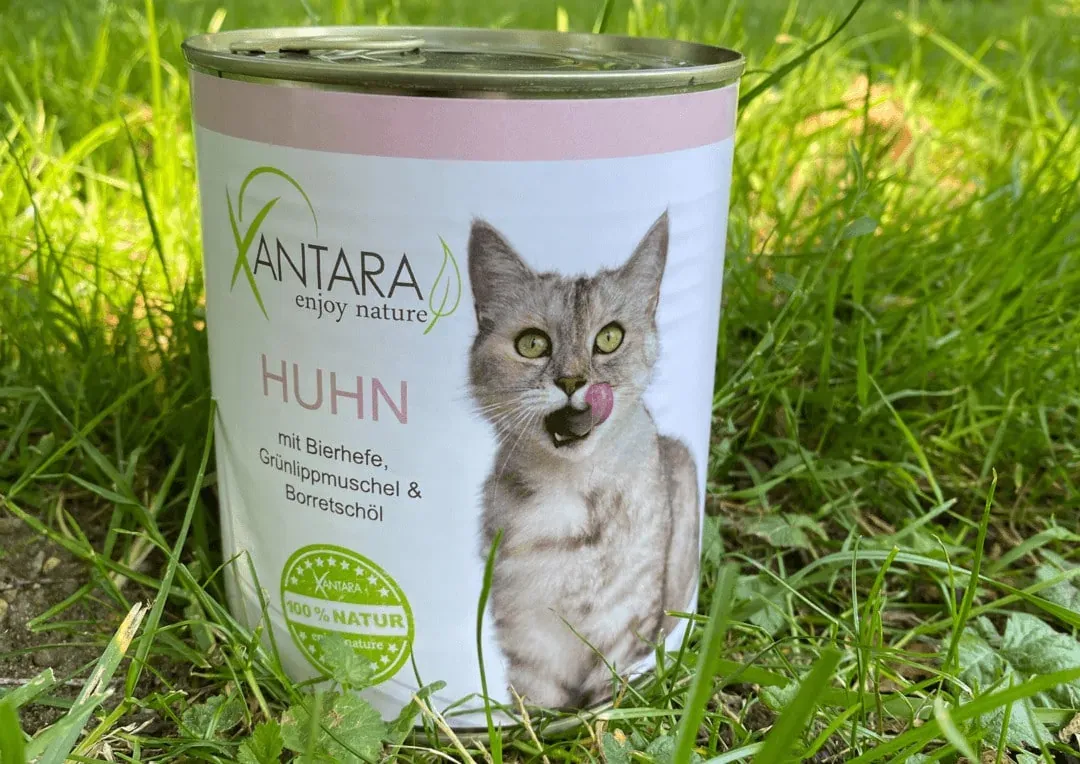 Huhn und Bierhefe als Zutat im Xantara Katzenfutter