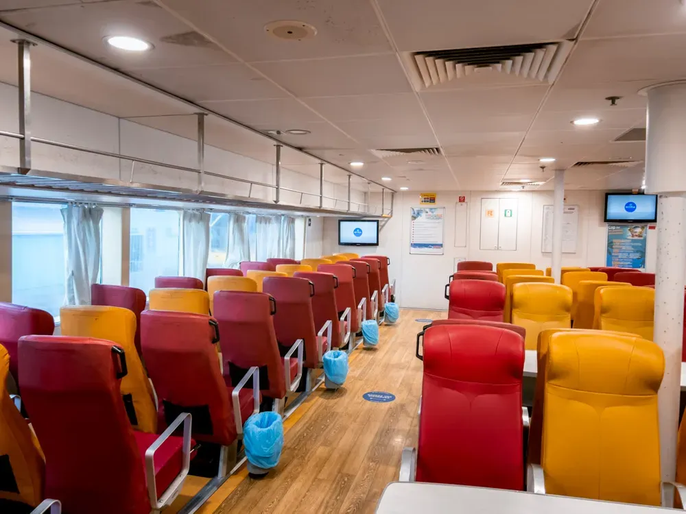 Innenraum der Express des Iles