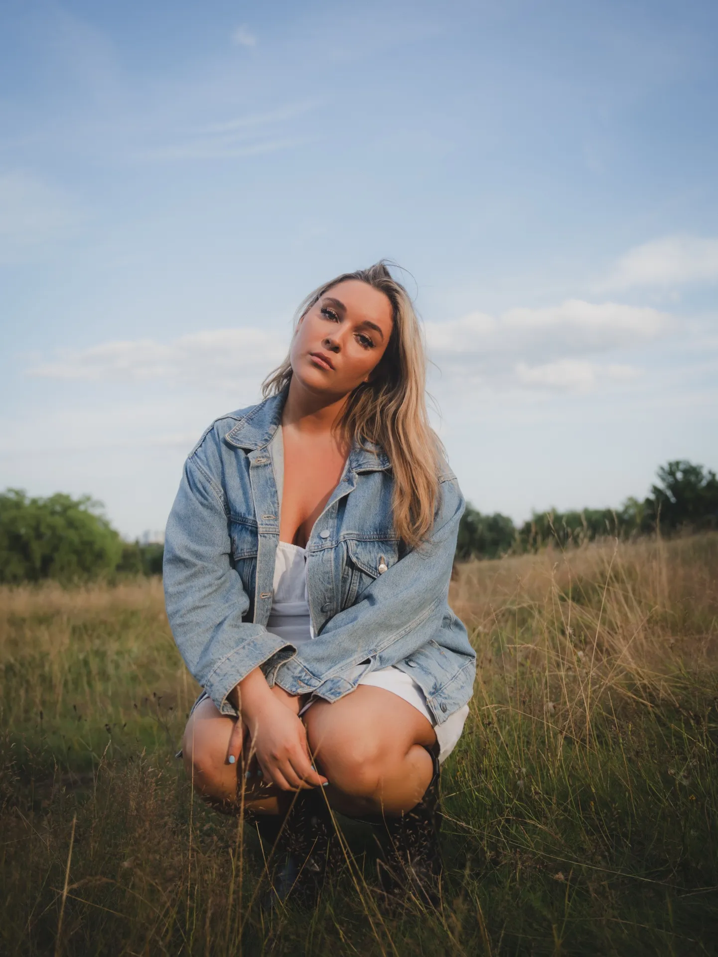 Margaux Regan – Promo-Foto aus der Premiere-Session