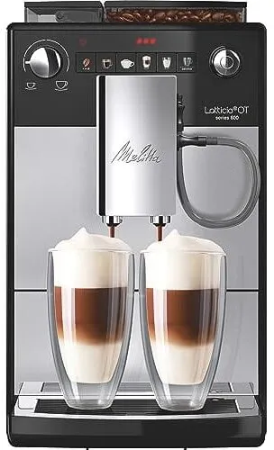 Melitta Latticia OT, ein kompakter Kaffeevollautomat ideal für kleine Küchen