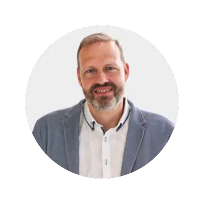 Micha Pallesche, Schulleiter der Ernst-Reuter-Schule in Karlsruhe