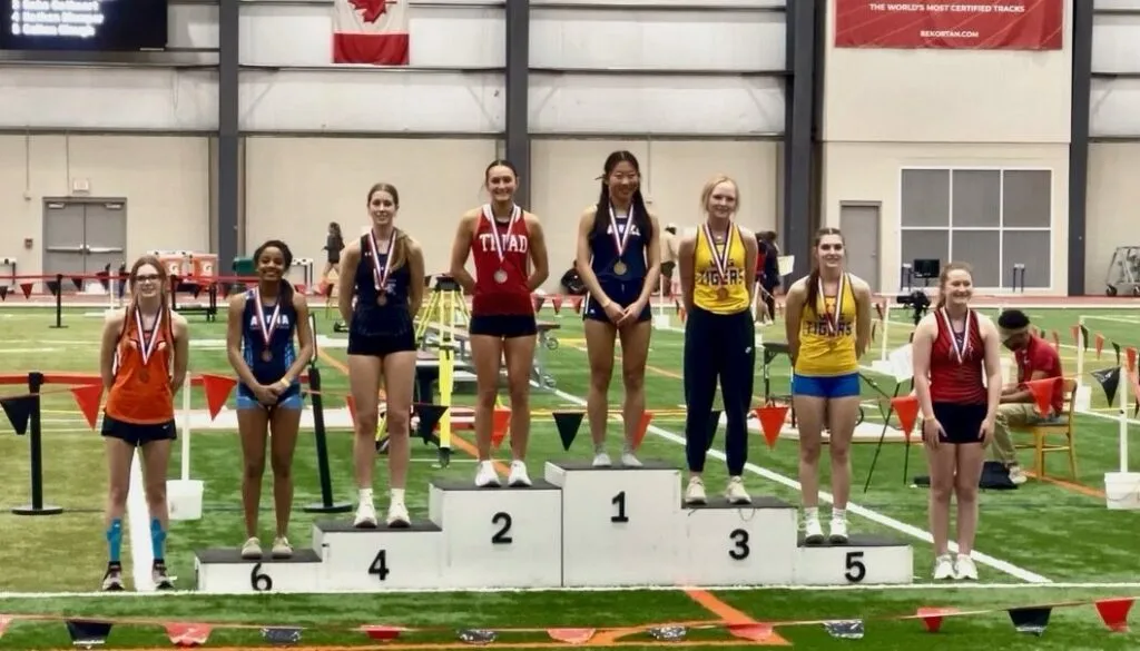 Michelle Li beim Dreisprung während der Meisterschaft