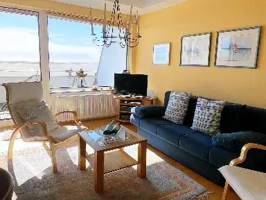 Moderne Ferienwohnung in direkter Strandlage mit Balkon und Meerblick in Wittdün auf Amrum