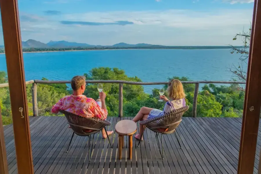 Panoramablick auf den Malawisee von der Pumulani Lodge, Malawi