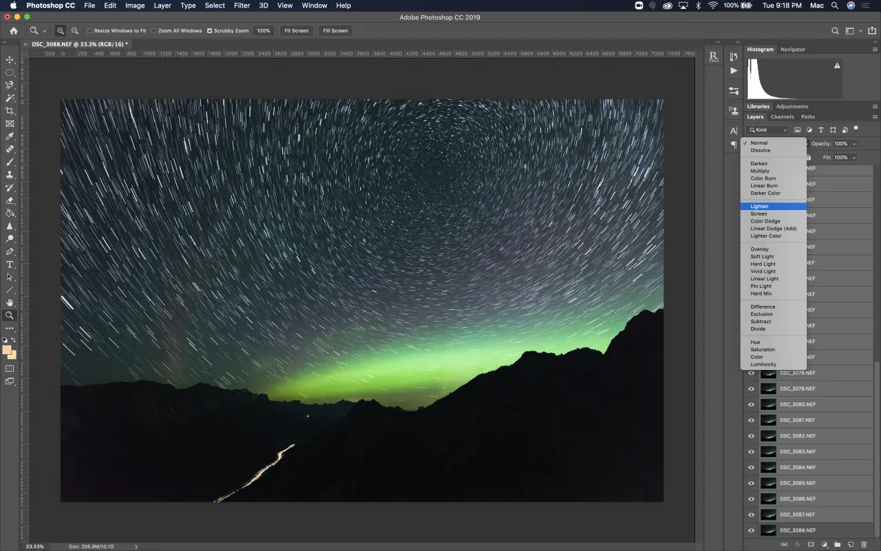 Photoshop-Screenshot: Überblendmodus der Ebenen auf "Aufhellen" ändern