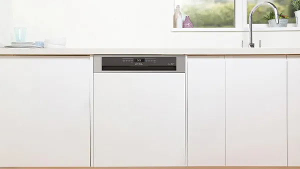 Privileg Geschirrspüler RBO 3T131 A F X mit großem Innenraum und flexiblen Körben