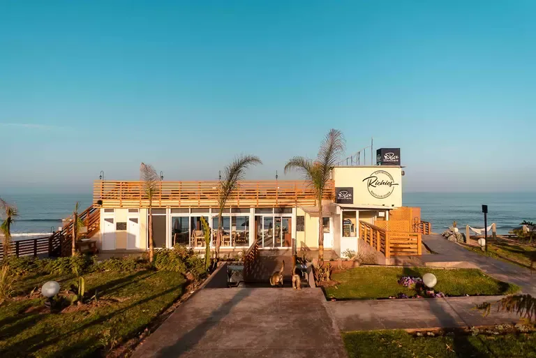 Richies Beachclub am Atlantik