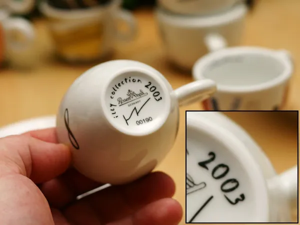 Rosenthal Espressotasse im Detail: Zentrierte Bodenmarkierung und perfekt verarbeitete Kanten