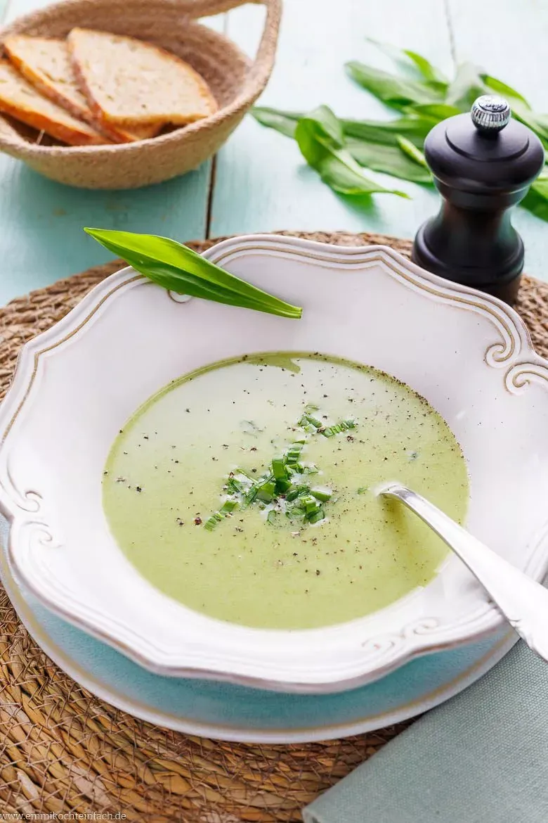 Schnelle und einfache Zubereitung für Bärlauchsuppe