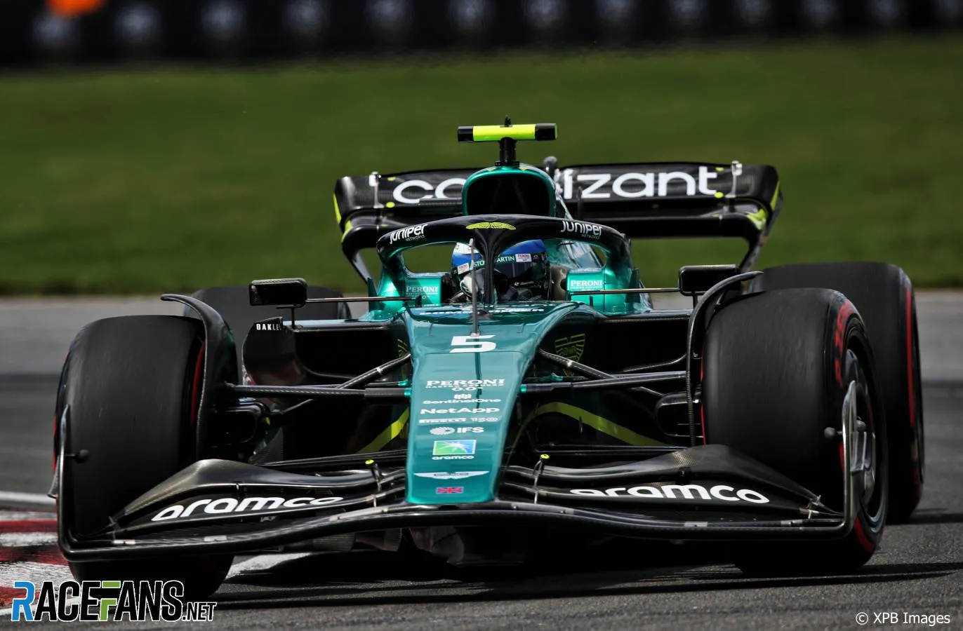 Sebastian Vettel im Aston Martin auf dem Circuit Gilles Villeneuve, 2022