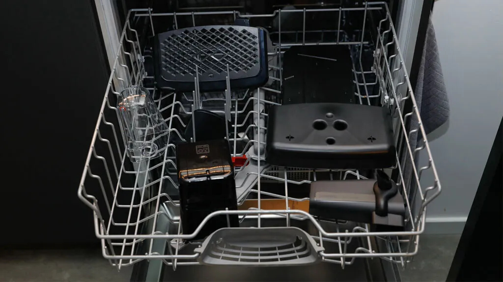 Spülmaschinenfeste Teile des Philips 2300 Series LatteGo