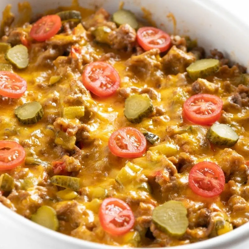 Super einfacher und köstlicher Low Carb Cheeseburger Auflauf