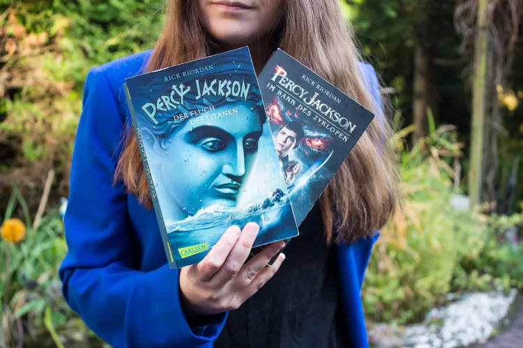 Szene aus dem Camp Half Blood, einem Trainingslager für Halbgötter.